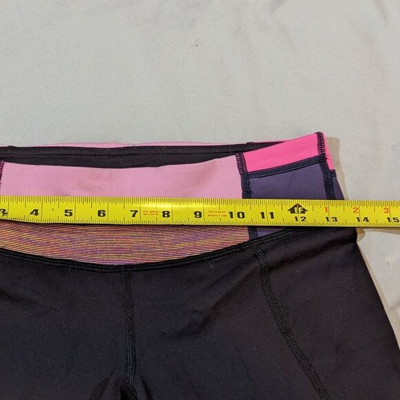 Lululemon athletica capris - Picture 3 of 8